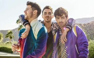 Jonas-Brothers-