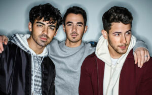 Jonas-Brothers_