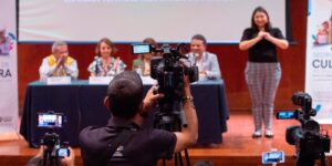 insurgentes-lengua-de-señas-mexicana