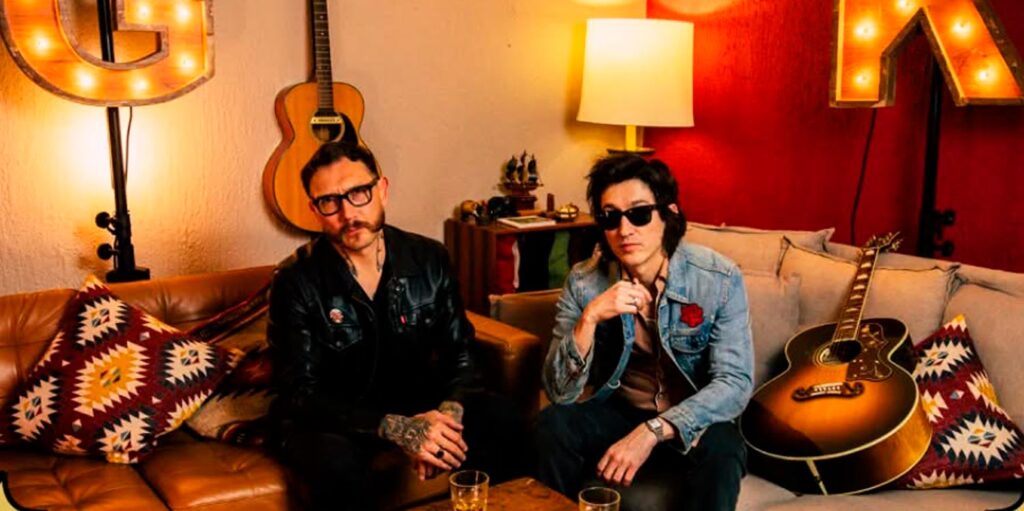 javier-blake-y-kill-aniston