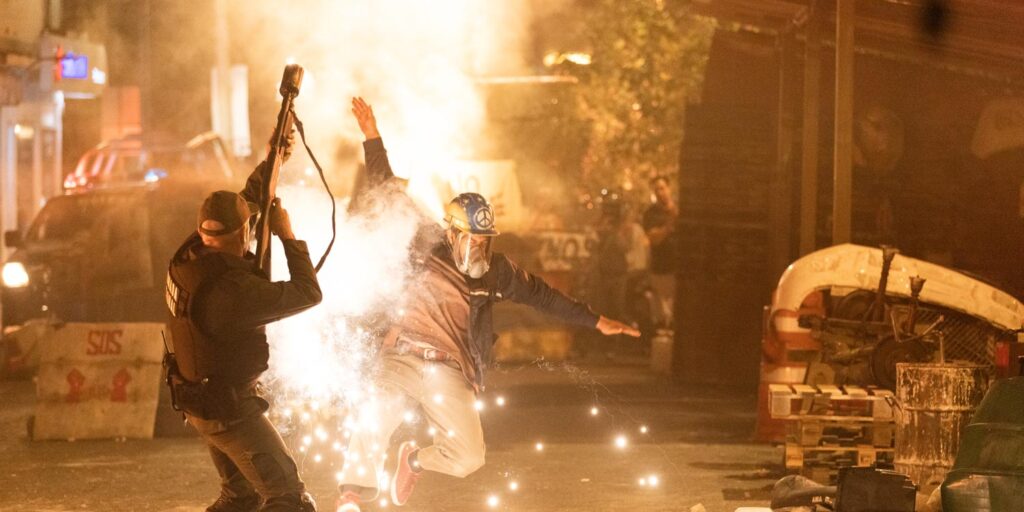 Aún-es-de-noche-en-Caracas