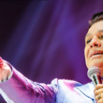 Ofrecerá OFEQ concierto sinfónico de Juan Gabriel en septiembre